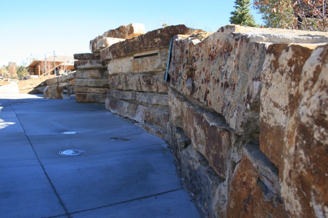 Festival Park, Castle Rock, CO – Installed by Territory Unlimited, Inc. utilizing large Siloam Slabs, Stair Treads & Siloam Cinnamon Shadow Boulders