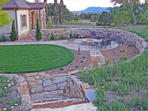Installation: Accent Landscaping, Bulk Wall Stone 3-7”